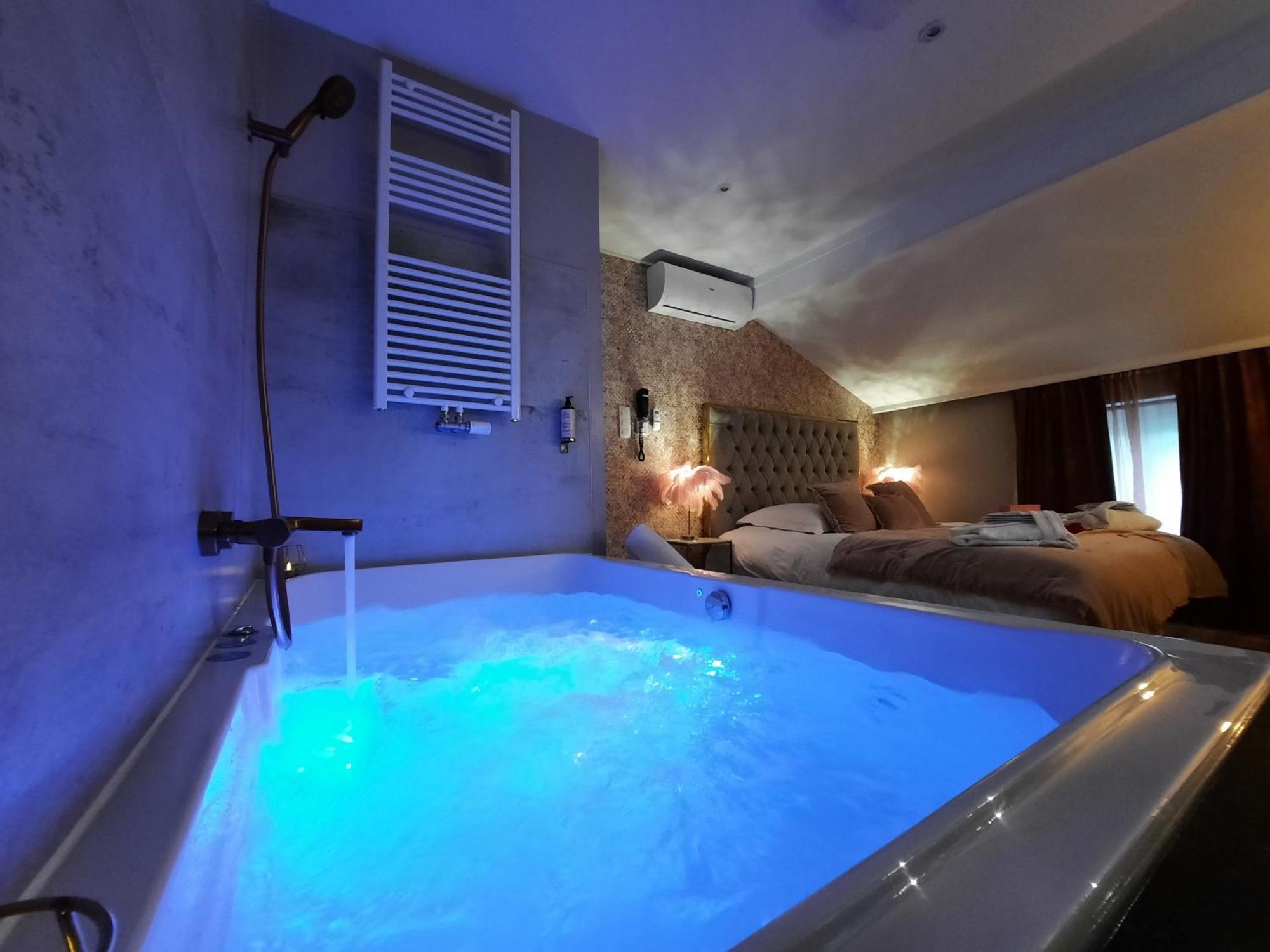 Hotel Mademoiselle เลียจ ภายนอก รูปภาพ