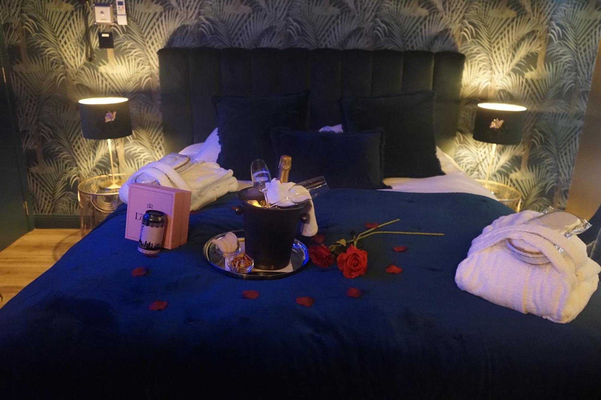 Hotel Mademoiselle เลียจ ภายนอก รูปภาพ