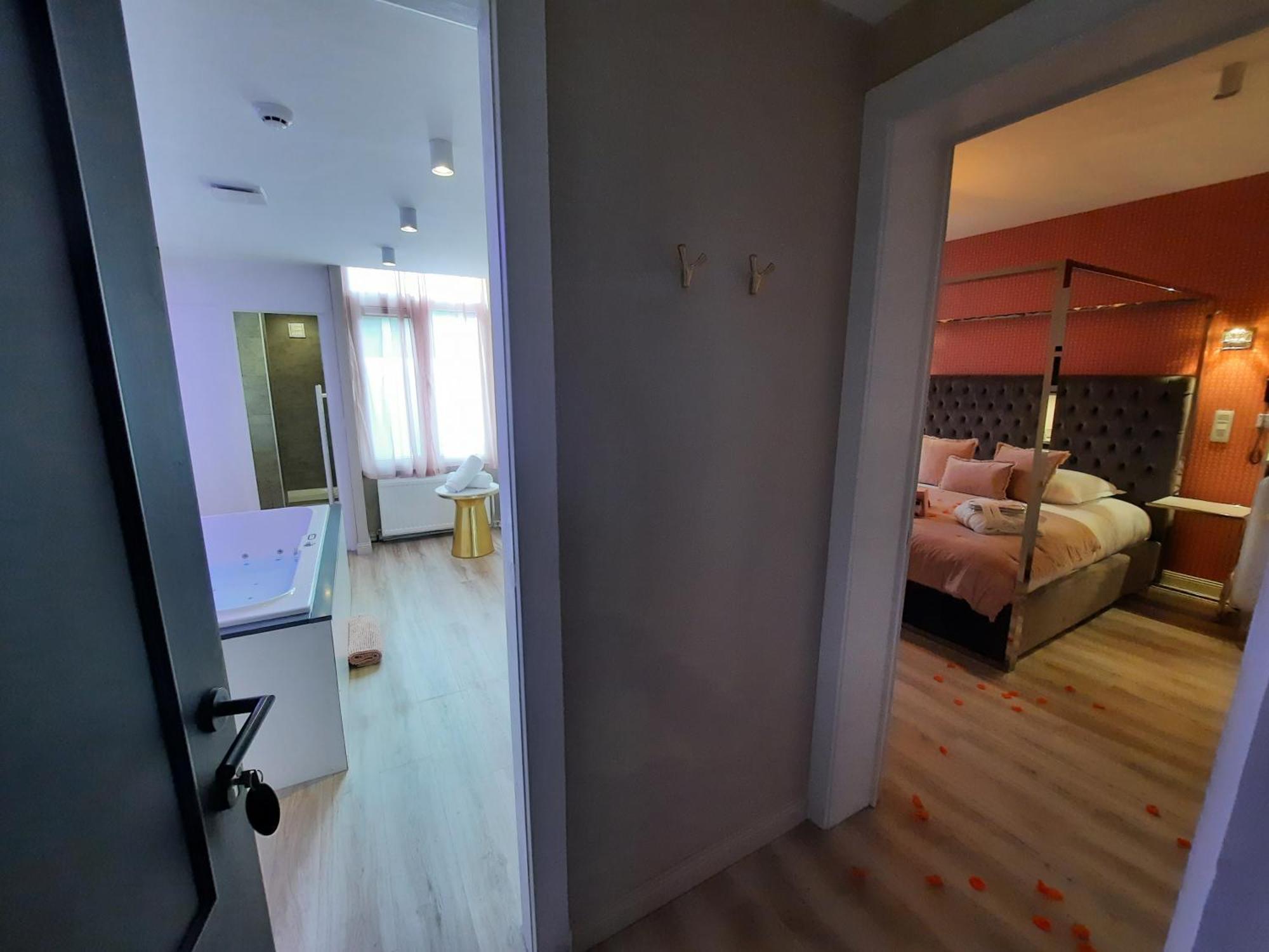 Hotel Mademoiselle เลียจ ภายนอก รูปภาพ